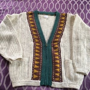 BARRAGE oversized sweater size S to L?